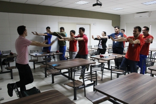 Imagem do post Proteção de pernas e pés é assunto de destaque durante treinamento ministrado na Imepel